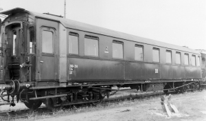 Piko 53361 Wagon pasażerski B4ü, DR, Ep. III