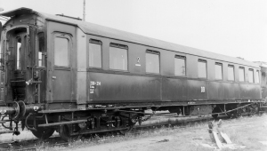 Piko 53360 Wagon pasażerski AB4ü, DR, Ep. III