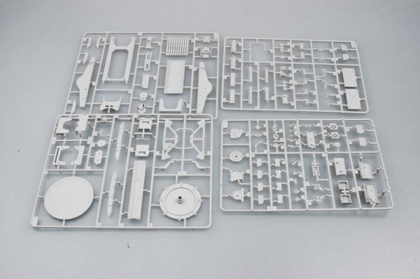 TRUMPETER 01540 Geschutzwagen IV Tiger Grille 21 cm Msr 18/1 (sf) - 1:35