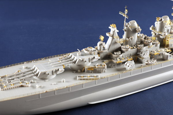 TRUMPETER 05372 Pancernik USS Montana BB-67 - 1:350