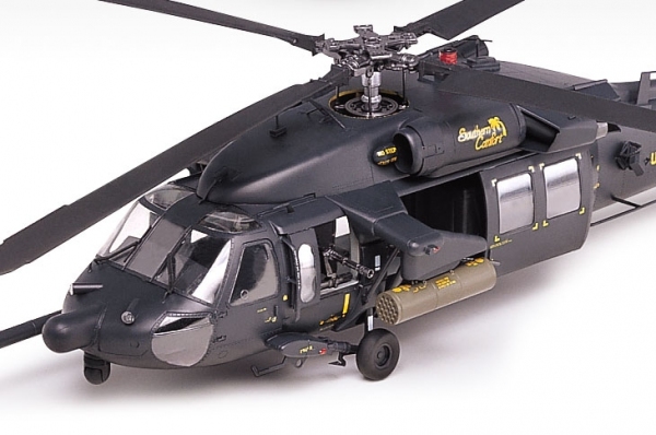 Academy 12115 AH-60L DAP - 1:35