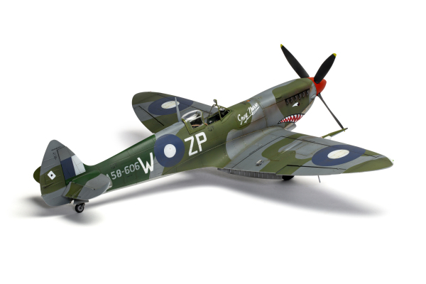 AIRFIX A17002 Supermarine Spitfire Mk.VIII - 1:24