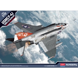 ACADEMY 12556 USMC F-4J VFMA-232 Red Devils, 1:72