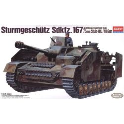 ACADEMY 13235 Sturmgeschutz IV 1:35