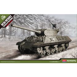 ACADEMY 13501 M36B2 US Army Battle of the Bulge 1:35