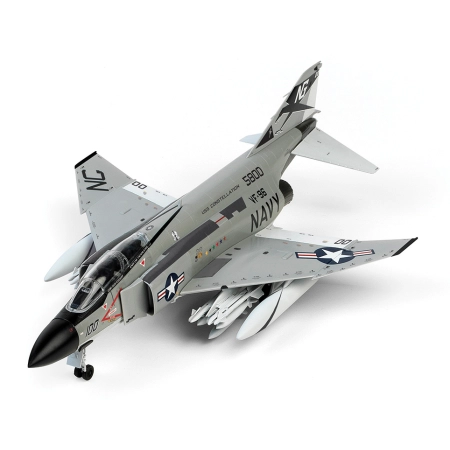 ACADEMY 12515 USN F-4J Showtime 100 MCP 1:72