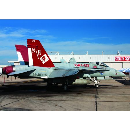 ACADEMY 12520 USMC F/A-18+ VMFA-232 Red Devils 1:72