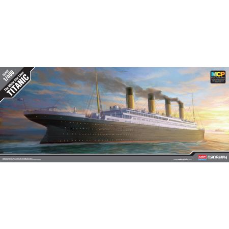 ACADEMY 14215 R.M.S. Titanic - MCP 1:400