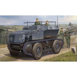 HOBBY BOSS 82491 Sd.Kfz. 254 Tracked Armoured Scout Car - 1:35
