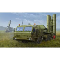 HOBBY BOSS 85517 Samochód ciężarowy BAZ-64022 z wyrzutnią rakiet 5P85TE2 TEL S-400 1:35