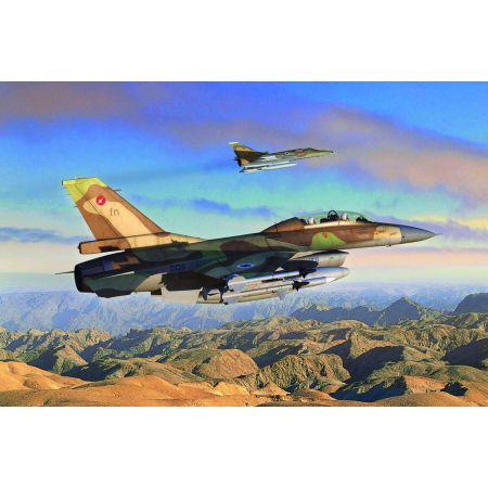 HOBBY BOSS 80273 F-16B Fighting Falcon - 1:72