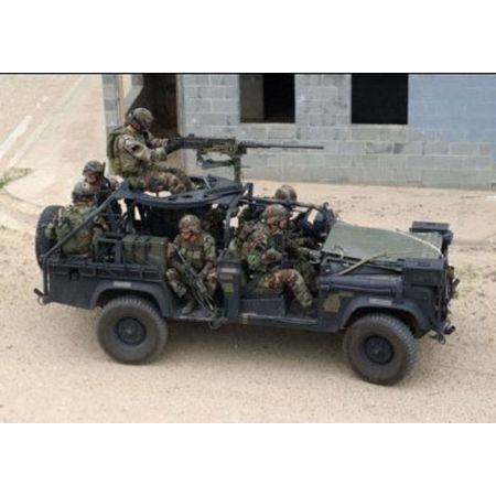 HOBBY BOSS 82450 Ranger Special Operations Vehicle RSOV w/MG - 1:35
