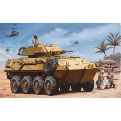 TRUMPETER 00349 Transporter opancerzony USMC LAV25 Piranha - 1:35