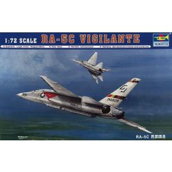 TRUMPETER 01616 RA-5C Vigilante - 1:72