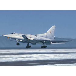 TRUMPETER 01656 Bombowiec strategiczny TU-22M3 Backfire C - 1:72