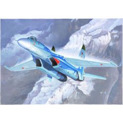 TRUMPETER 01660 Russian Su-27 Flanker B Fighter - 1:72