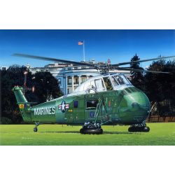 TRUMPETER 02885 VH-34D Marine One - 1:48