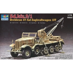 TRUMPETER 07251 Dźwig 6t na podwoziu Sd.kfz.9/1 - 1:72