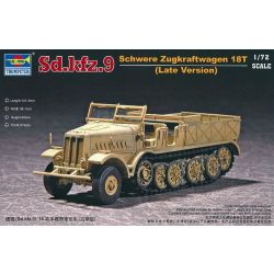 TRUMPETER 07252 Niemiecki pojazd półgąsienicowy Sd.Kfz.9 - 1:72