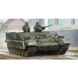TRUMPETER 09549 Rosyjski ciężki transporter opancerzony BMO-T - 1:35