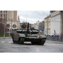 TRUMPETER 09561 Czołg T-72B3 Mod 2016 - 1:35