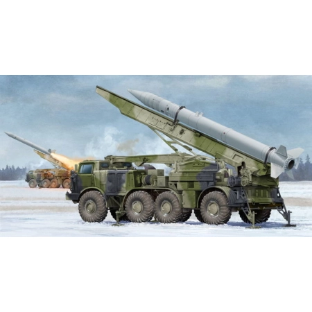 TRUMPETER 01025 Wyrzutnia rakiet 9P113 TEL w/9M21 z pociskiem 9K52 Luna-M - 1:35