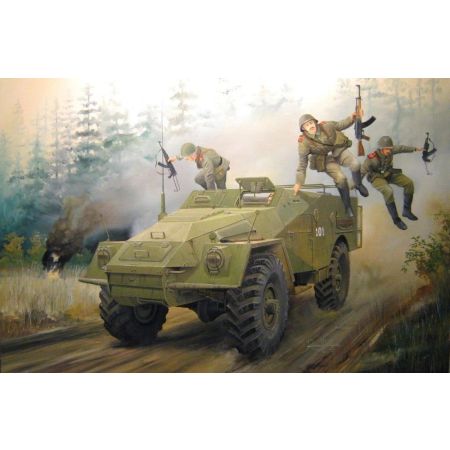 TRUMPETER 05517 Transporter opancerzony BTR-40 APC - 1:35