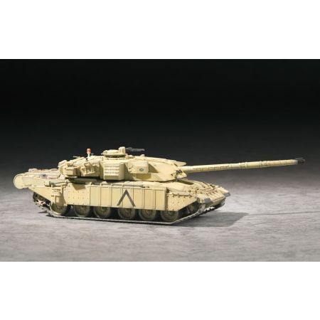TRUMPETER 07105 British Challenger 1MBT (Desert Version) - 1:72