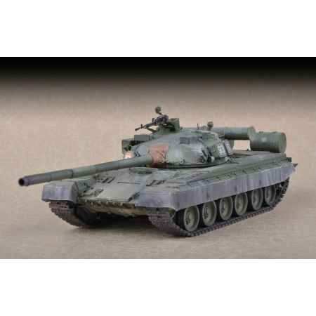 TRUMPETER 07144 Czołg T-80B - 1:72
