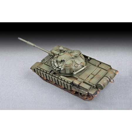 TRUMPETER 07149 Rosyjski czołg T-62 ERA (mod.1972) - 1:72