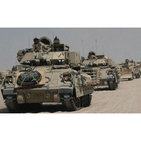 TRUMPETER 07296 M2A2 Bradley Fighting Vehicle - 1:72