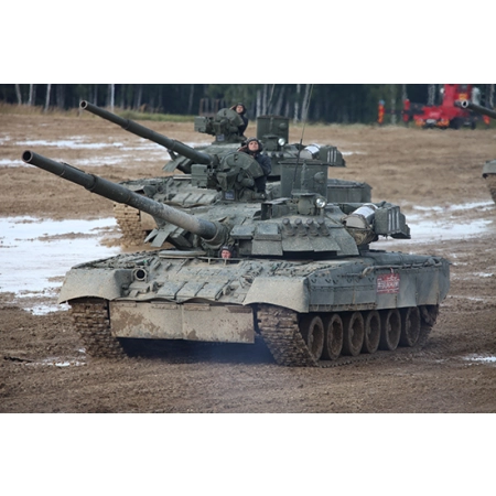 TRUMPETER 09579 Czołg T-80UE-1 - 1:35