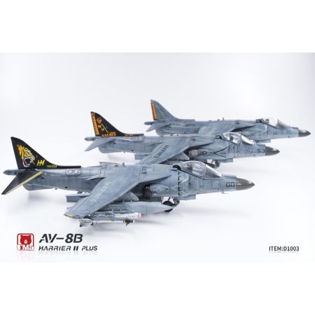 UMA MODEL D1003 AV-8B Harrier II PLUS - 1:48