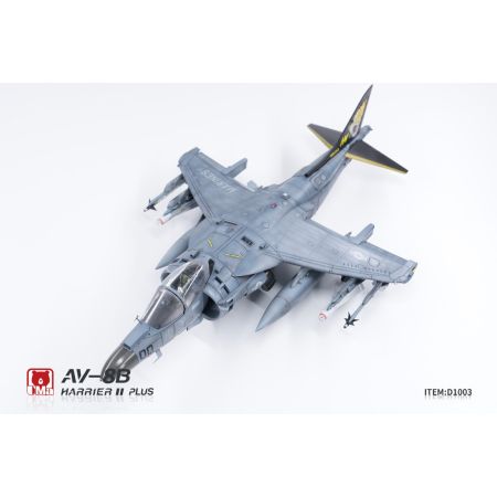 UMA MODEL D1003 AV-8B Harrier II PLUS - 1:48