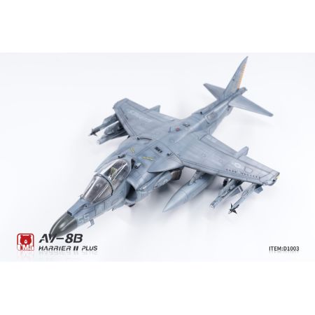 UMA MODEL D1003 AV-8B Harrier II PLUS - 1:48