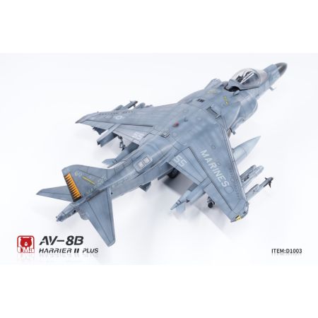 UMA MODEL D1003 AV-8B Harrier II PLUS - 1:48