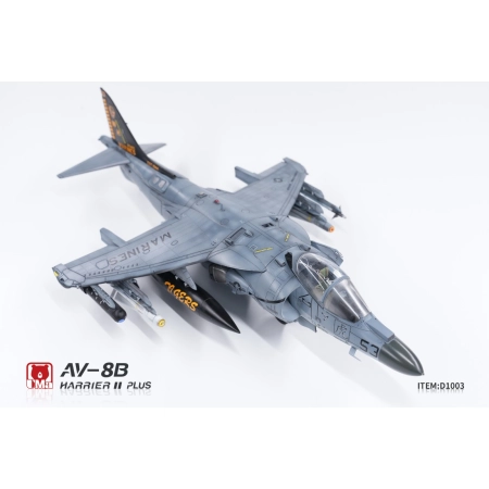 UMA MODEL D1003 AV-8B Harrier II PLUS - 1:48