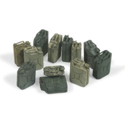 VALLEJO SC207 Vallejo Scenics German Jerrycan set 1:35