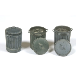 VALLEJO SC212 Vallejo Scenics Garbage Bins #1 1:35