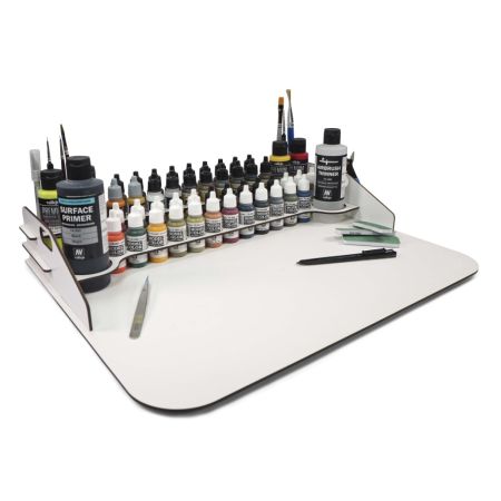 VALLEJO 26013 Stojak do farb z workstation 50x37 cm