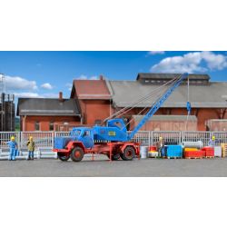 KIBRI 11290 H0 Magirus Deutz z dźwigiem / koparką Fuchs 301
