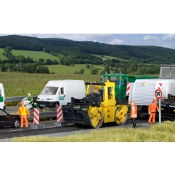 KIBRI 11558 H0 Walec drogowy Bomag BW 170 AD-4