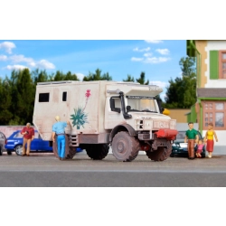 KIBRI 14977 H0 Unimog z zabudową camper Unicat