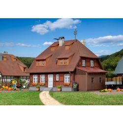 KIBRI 38209 H0 Dom w Mühlenweg z oświetleniem LED