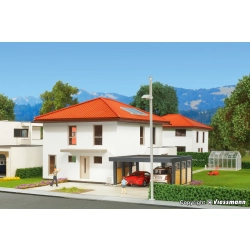 KIBRI 38336 H0 POLYPLATE - Kubushaus Mia z wiatą