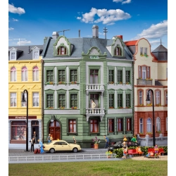 KIBRI 38385 H0 Dom przy Elbenplatz w Görlitz