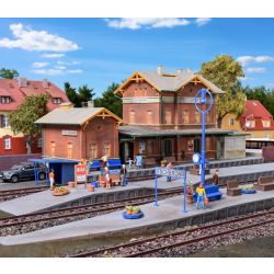 KIBRI 38611 H0 Akcesoria - Perony, zadaszenia, ławki