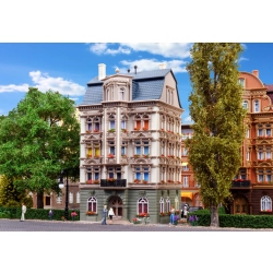 VOLLMER 43815 H0 Kamienica w parku przy Schlossallee 5