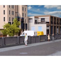 VOLLMER 45014 H0 Metalowe ogrodzenie fabryki 190 cm