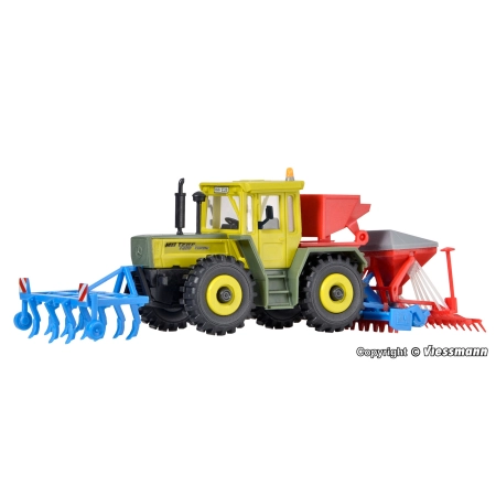 KIBRI 10702 H0 Mercedes Trac z osprzętem do wysiewów